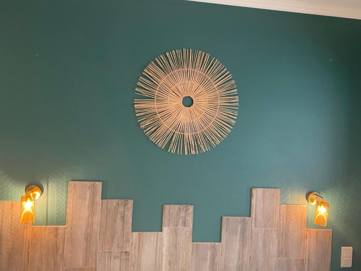 Au Tapis De Sable Hotell Saint-Cyr-sur-Mer Eksteriør bilde