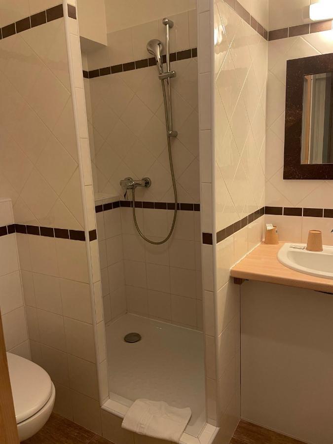 Au Tapis De Sable Hotell Saint-Cyr-sur-Mer Eksteriør bilde