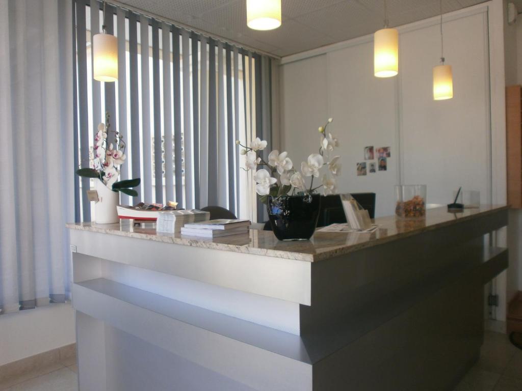 Au Tapis De Sable Hotell Saint-Cyr-sur-Mer Eksteriør bilde